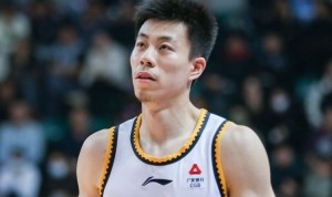 媒体人：张镇麟、韩德君将因伤缺席今晚对阵北控的比赛